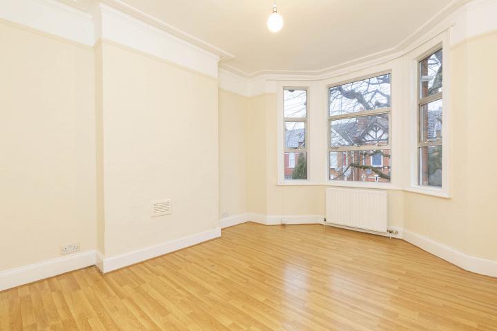 Stunning Sharers Apartment Newton Road , Cricklewood